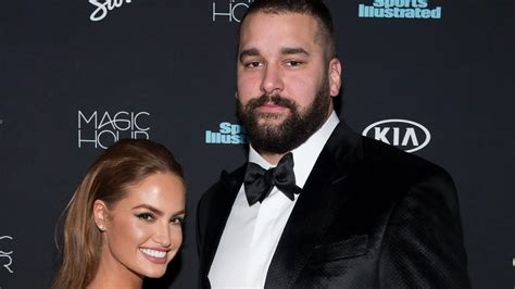 Man involved in Pamela Anderson and Tommy Lee sex tape leak speaks out ...