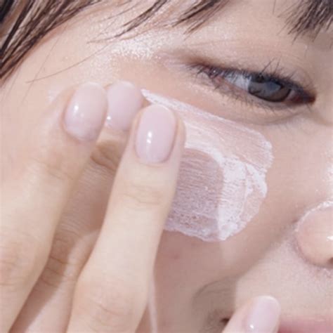 CELIMAX - Heart Pink Tone Up Sun Cream SPF 50 – YoungMi