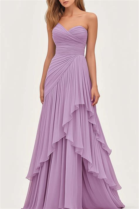 chiclody | Light purple prom dress, Bohemian lace dress, Soiree dresses