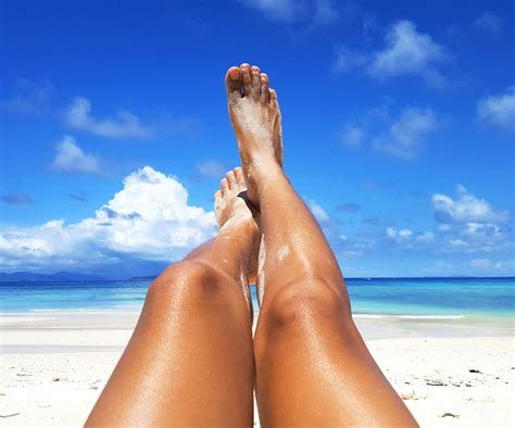 The Best UV Index for a Golden Tan Without Burning