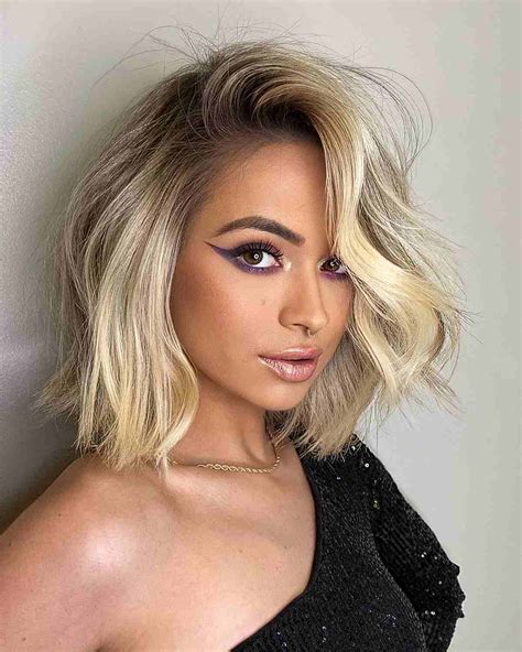 30 Gorgeous Deep Side Part Hairstyles For Fashionistas