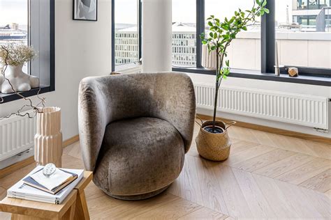 Chevron vs Herringbone hardwood floors