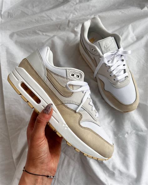 On Sale: Nike Air Max 1 Premium (W) "Sanddrift" — Sneaker Shouts