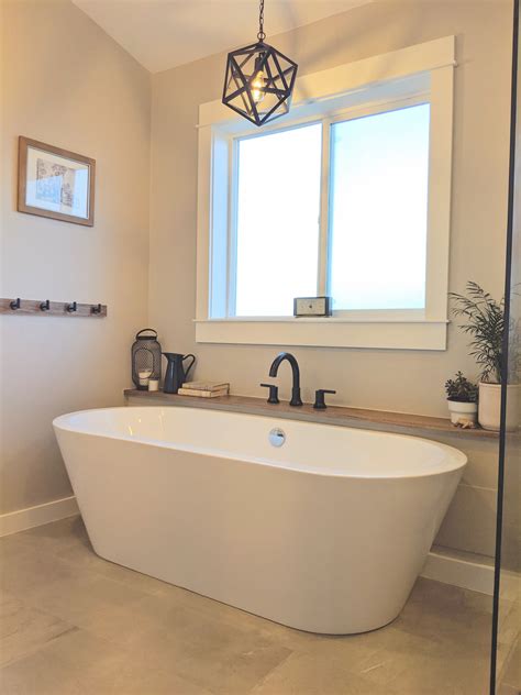 Master Bathroom With Built In Tub at Michael Dittmer blog