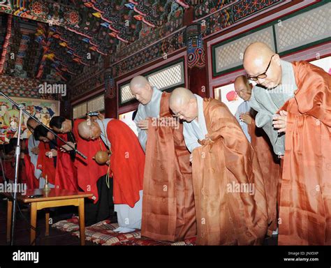 PYONGYANG, North Korea - Buddhist monks from North (L) and South Korea ...
