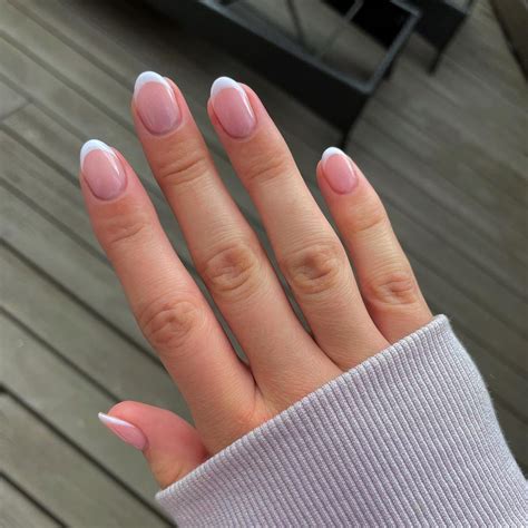 White Tip Nails, Simple Gel Nails, French Tip Acrylic Nails, Almond ...