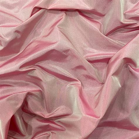 Light pink 100% silk taffeta fabric — Tissus en Ligne