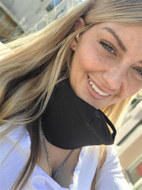 Staci Silverstone - Modelo - ColorMusic