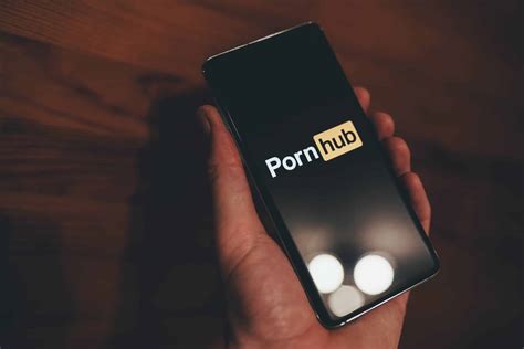 Instagram supprime définitivement le compte officiel de PornHub