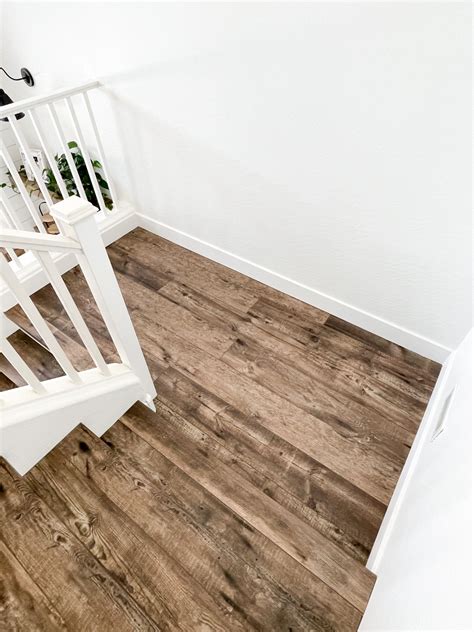 How to install luxury vinyl flooring on stairs – Artofit