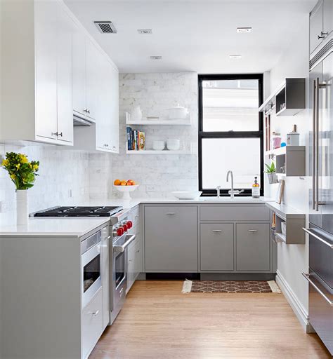 30 Gorgeous Grey and White Kitchens that Get Their Mix Right