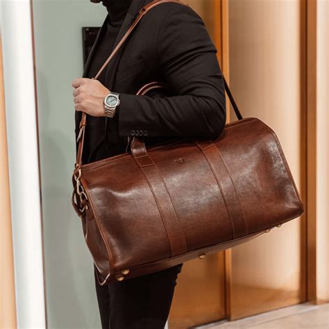 Personalized Luxury Duffle Bags for Men - Von Baer