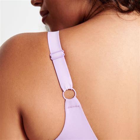 Bras 101 – Evelyn & Bobbie