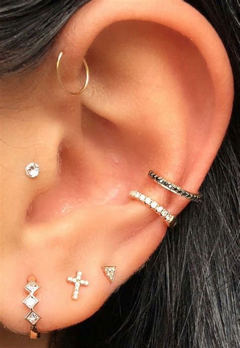 Pin by enticing on Enticied | Minimalist ear piercings, Tragus piercing ...