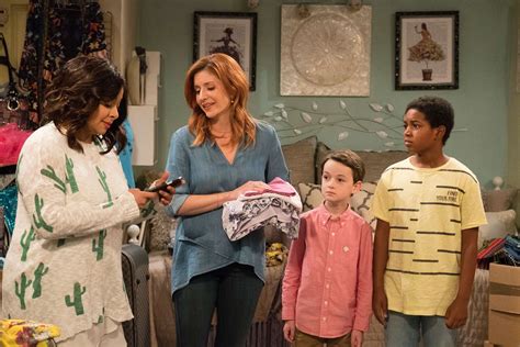 5 things to know about the new Disney Channel series 'Raven's Home ...