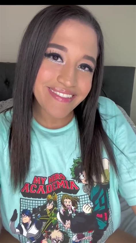 When You Secretly Have Real-Life Anime Boobies >