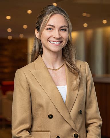 Dana Quinn, Associate - Tax, New York | Lowenstein Sandler LLP