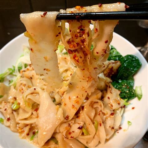 Biang Biang Mian! Homemade hand pulled noodles! : r/tonightsdinner