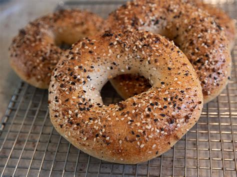 Bagel Trivia | 40 facts about the traditional bread product