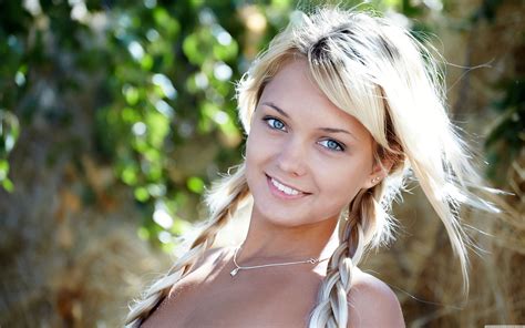 Cute Blonde Blow Job