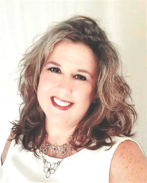 Pamela Bykowski Johansen – Medium