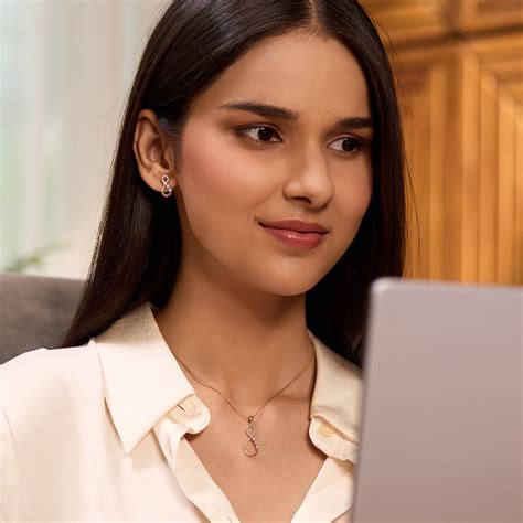 Buy Honey Haze Gemstone Pendant Set Online | CaratLane