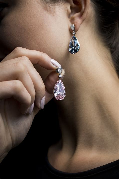 Самые дорогие серьги в мире продадут на Sotheby's - tochka.net