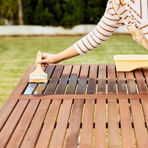 Best Way to Stain Wood: Expert Tips for a Flawless Finish – Woodworking Advisor