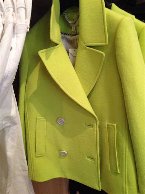 Pin by sylvie on Fashion Looks | Long green coat, Green wool coat ...