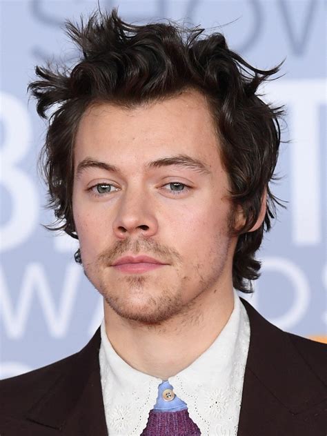 Harry Styles Pictures - Rotten Tomatoes