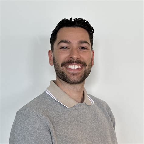 Riley Evans - Studyportals