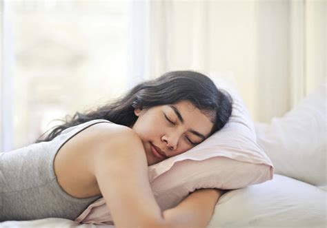 We Spend $600 Billion A Year On Sleep, Yet We’re Apparently Sleeping An Hour Less Than 60 Years Ago