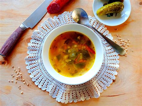 Рассольник с копченой колбасой и перловкой рецепт с фото пошагово ...