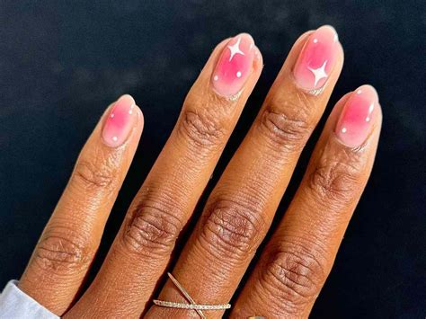 Acrylic Short Almond Nails at Candis Langdon blog