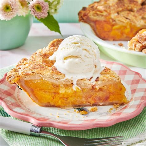 Homemade Peach Pie Recipe - How to Make Peach Pie