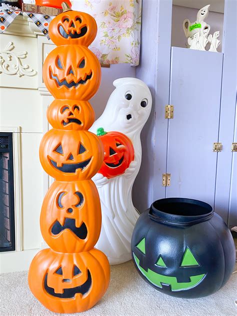 The Comeback of Vintage Blow Mold Halloween & Christmas Decorations ...
