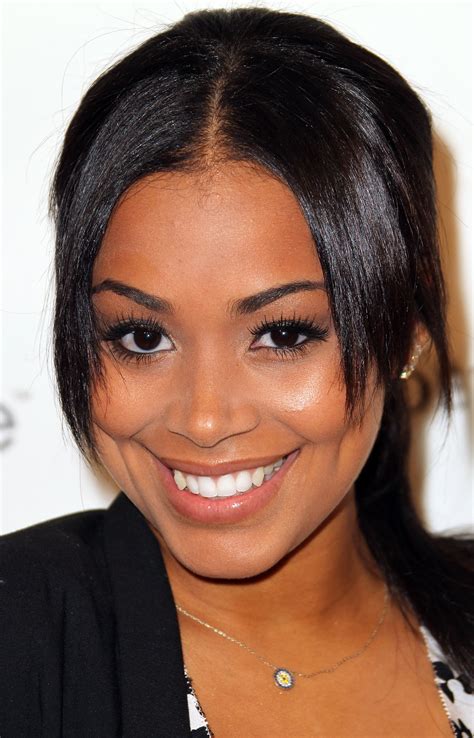 Lauren London Teeth