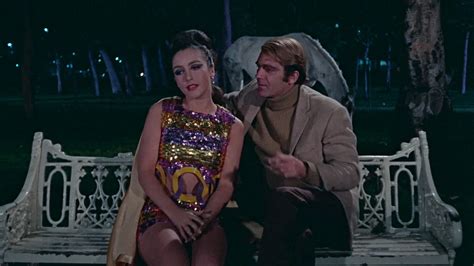 5 de chocolate y 1 de fresa (1968)