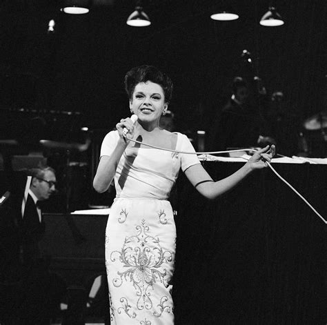 Rainbow’s End: Judy Garland’s Triumphs and Tragedies | Vanity Fair