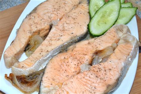 Стейки кеты в духовке: 12 простых рецептов на любой вкус