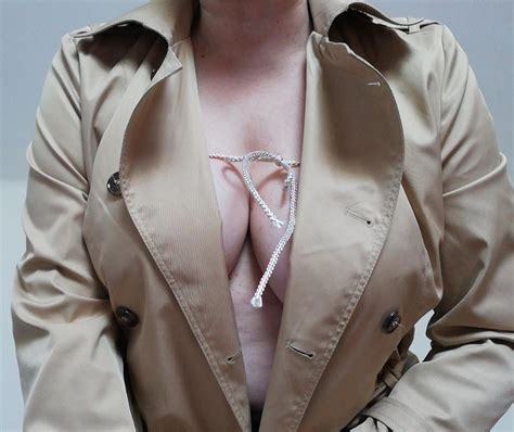 Unwrap my gift : r/SwipeToStrip