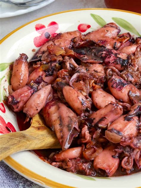 Adobong pusit recipe squid adobo – Artofit