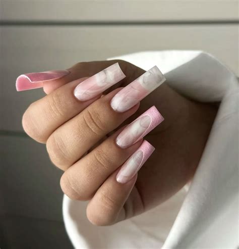 White and pink nails | Nägel inspiration, Designer nägel, Nagelideen