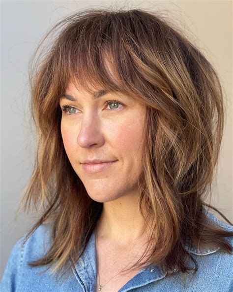 50 Trendy Medium-Length Hairstyles with Bangs - Hair Adviser