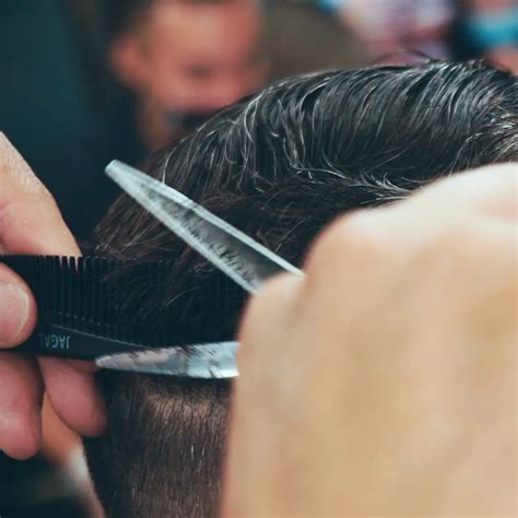 Barbershops – Monsieur Sharp – Barbier