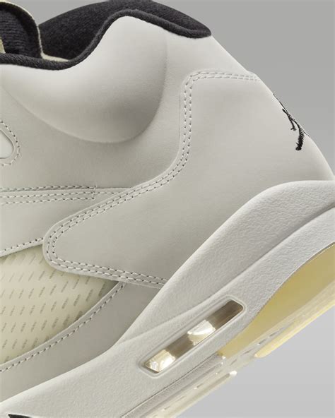 Air Jordan 5 Retro SE Men's Shoes. Nike SG