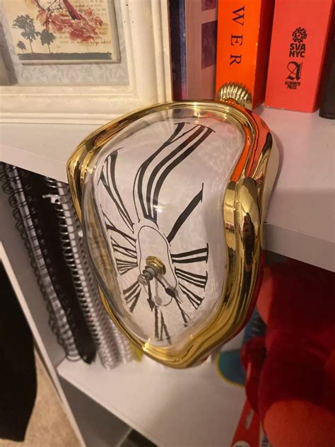 Salvador dali melting clock – Artofit