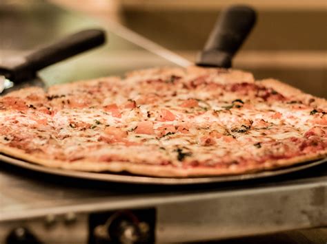 Best Pan For Grilling Pizza at Noah Anivitti blog