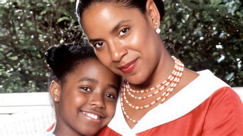 Polly: Comin' Home! (1990) - AZ Movies