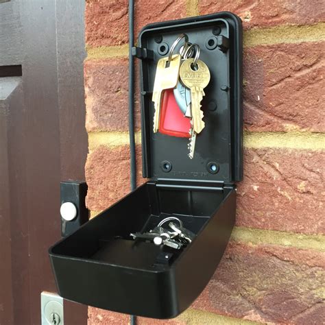 Federal Outdoor High Security Home Wall Mounted Combination Key Safe ...